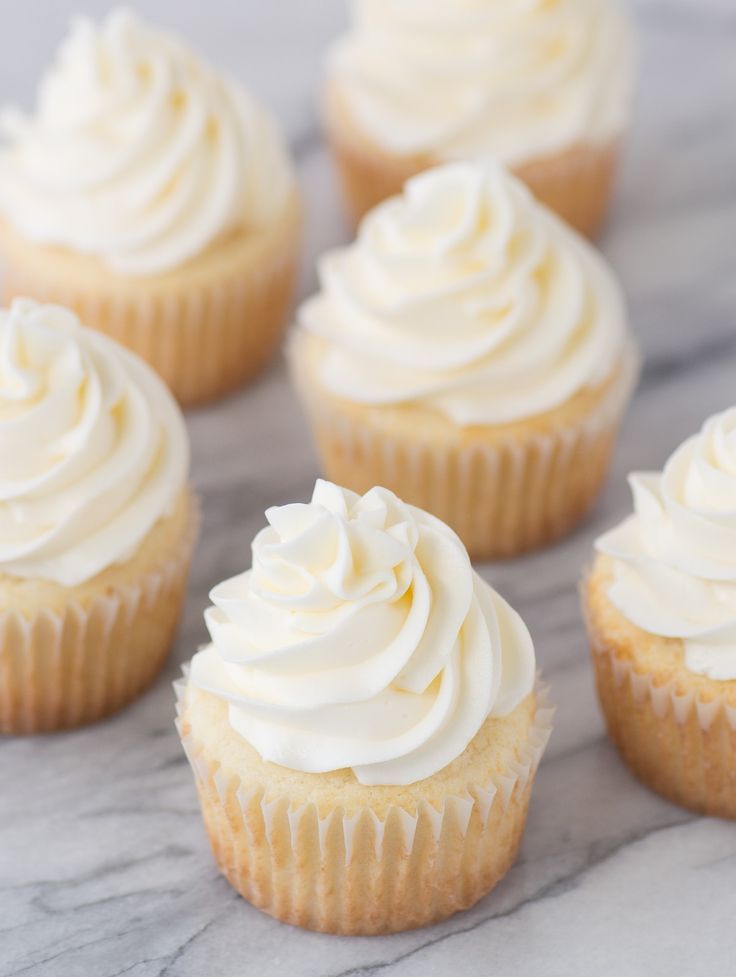 Vanilla cupcake